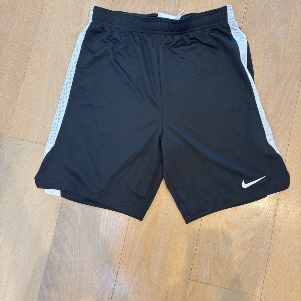 Nike YXL Black Dri-Fit Athletic Shorts drawstring